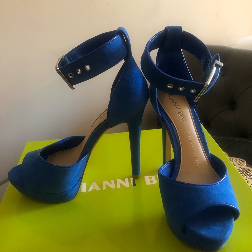 Gianni Bini High Heel Shoes, size 5.5 - Picture 4 of 8